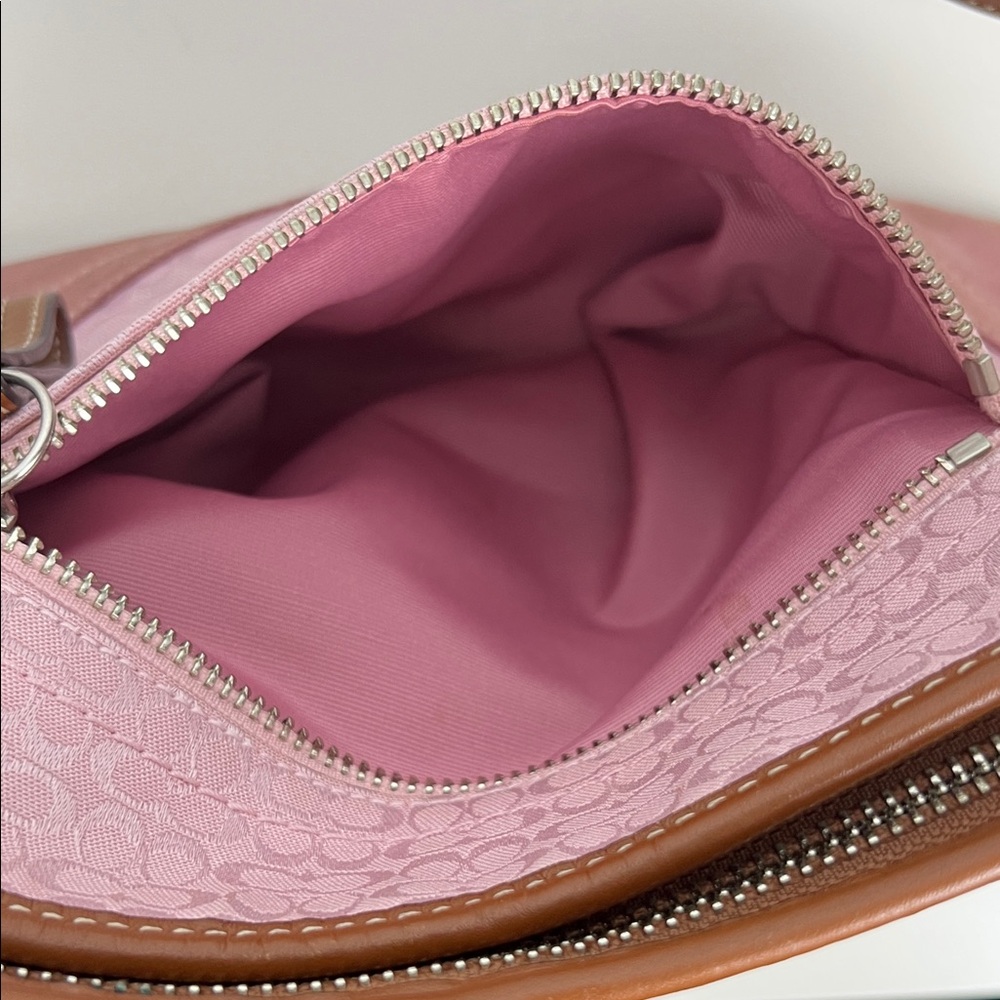Coach Y2K Baby Pink Signature Monogram Suede Jacquard Hobo Shoulder Bag F10945 - Picture 14 of 16